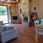 Gestiona2r - Casa Camelia Con Jardin, Ideal Familias 利亚内斯