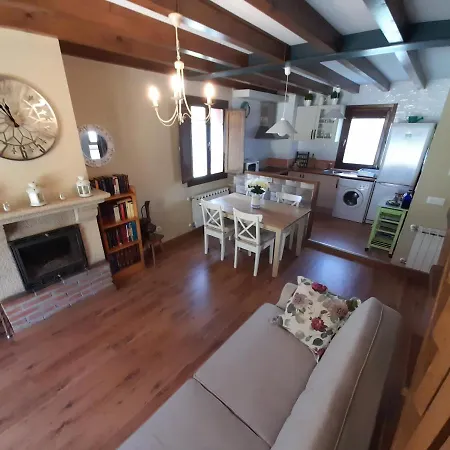 Gestiona2r - Casa Camelia Con Jardin, Ideal Familias